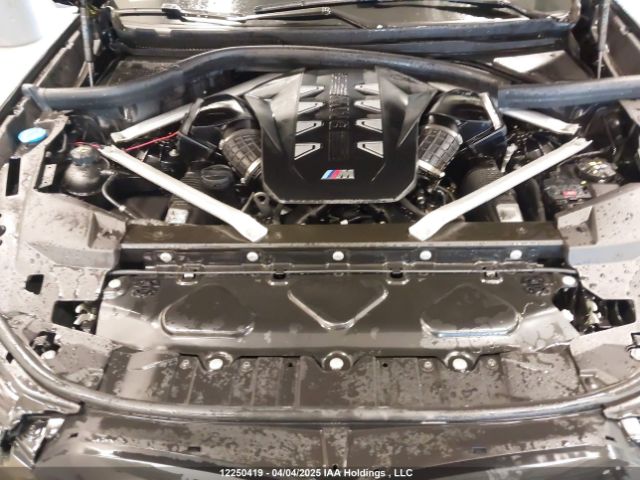 5UX33EU0XR9U15989 2024 BMW