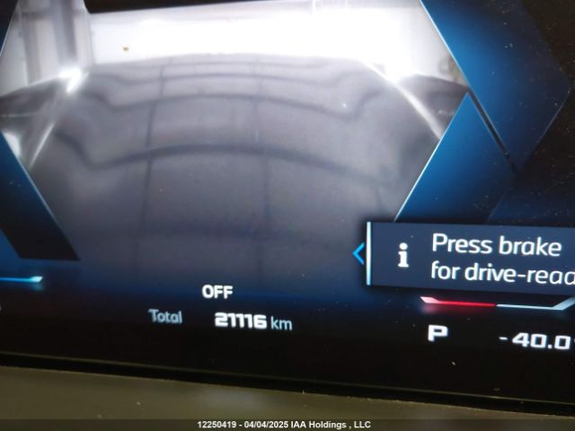 5UX33EU0XR9U15989 2024 BMW