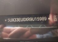 5UX33EU0XR9U15989 2024 BMW