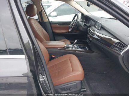 5UXKR0C35H0V81171 2017 BMW