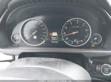 5UXKR0C35H0V81171 2017 BMW