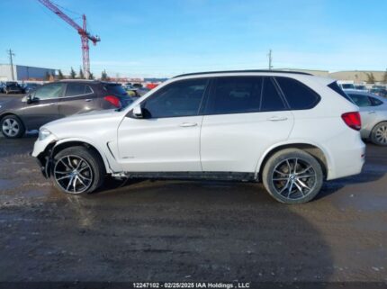 5UXKR6C59G0J81598 2016 BMW