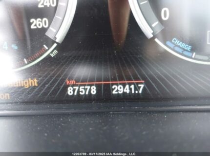 5UXKT0C52J0W01000 2018 BMW