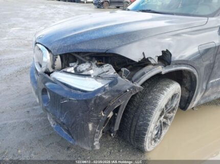 5UXKT0C5XJ0W02640 2018 BMW