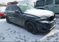 5YM13EC05P9R81136 2023 BMW