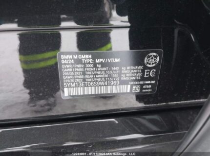 5YM13ET06S9W41969 2025 BMW