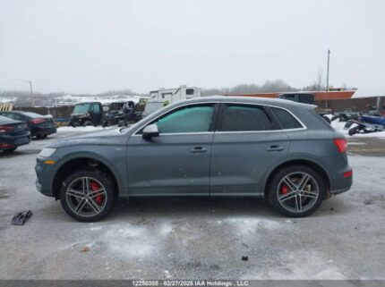 WA1C4AFY3J2184452 2018 AUDI