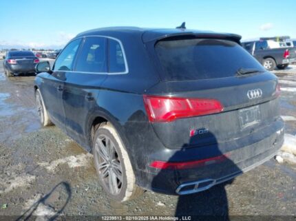 WA1C4AFY7J2048468 2018 AUDI