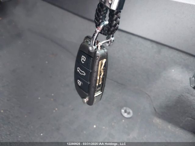 WA1DECF38R1148016 2024 AUDI