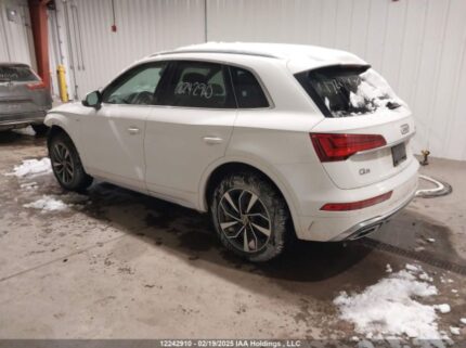 WA1EAAFY5M2113839 2021 AUDI