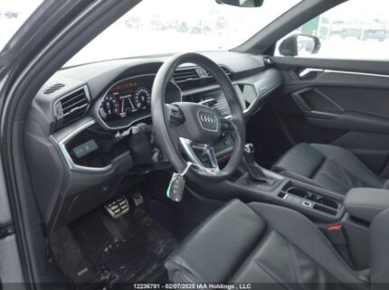 WA1EECF38M1136333 2021 AUDI