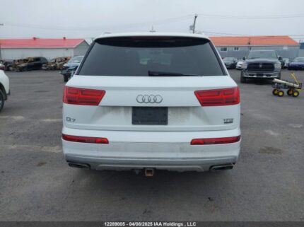 WA1LAAF76JD007057 2018 AUDI