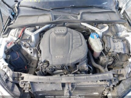 WAUANAF48JA037215 2018 AUDI