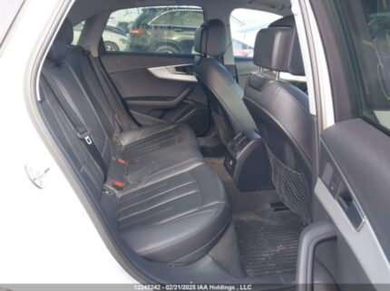 WAUANAF48JA037215 2018 AUDI