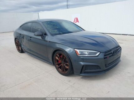 WAUB4CF51JA022552 2018 AUDI