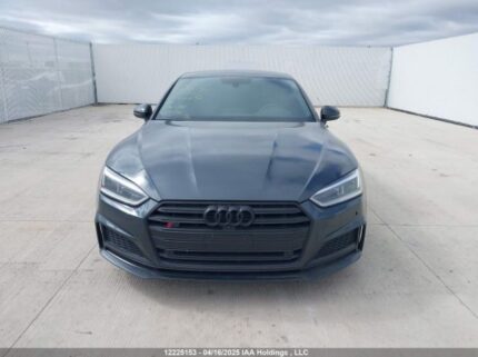 WAUB4CF51JA022552 2018 AUDI