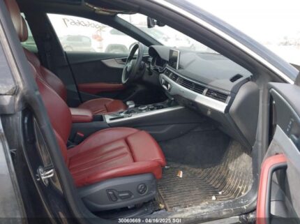 WAUCNCF51KA071429 2019 AUDI
