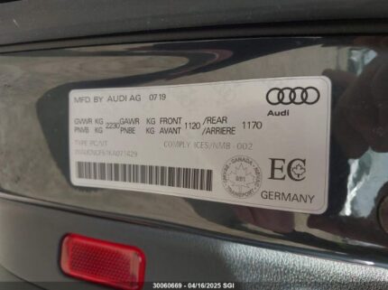 WAUCNCF51KA071429 2019 AUDI
