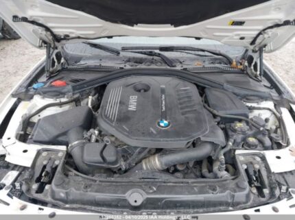 WBA8B7C59JA572979 2018 BMW