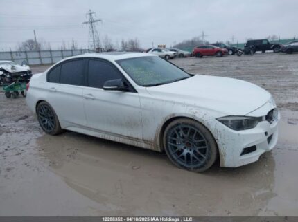 WBA8B7C59JA572979 2018 BMW