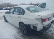 WBA8D9G59JNU70493 2018 BMW