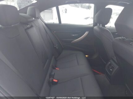 WBA8D9G59JNU70493 2018 BMW
