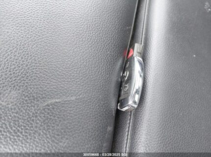 WDCTG4GB8KJ589555 2019 MERCEDES-BENZ