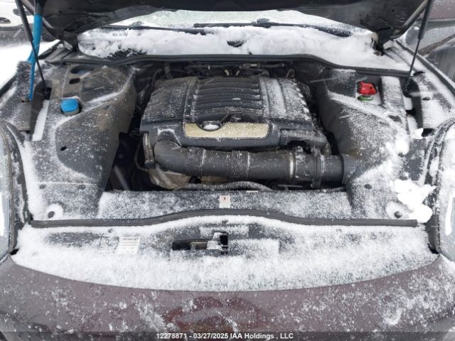 WP1AA2A22GLA01610 2016 PORSCHE