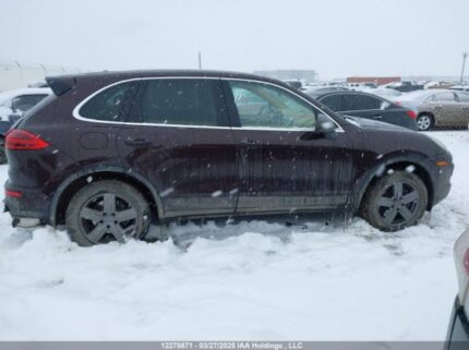 WP1AA2A22GLA01610 2016 PORSCHE
