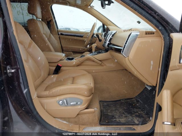 WP1AA2A22GLA01610 2016 PORSCHE