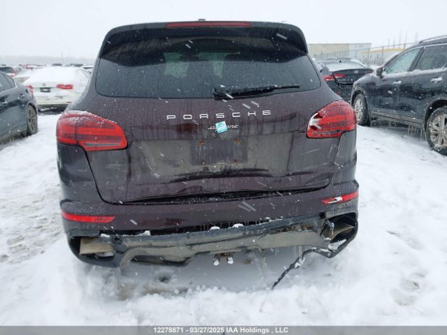 WP1AA2A22GLA01610 2016 PORSCHE