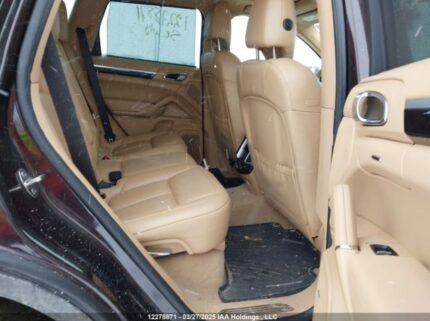 WP1AA2A22GLA01610 2016 PORSCHE