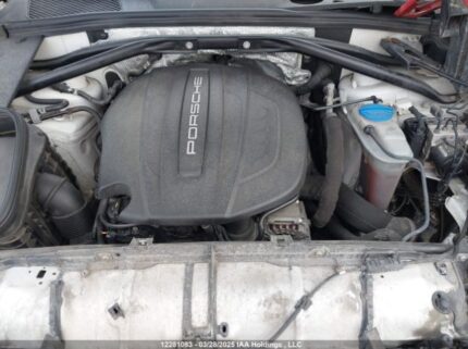 WP1AA2A58HLB08527 2017 PORSCHE