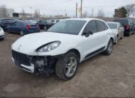 WP1AA2A58HLB08527 2017 PORSCHE