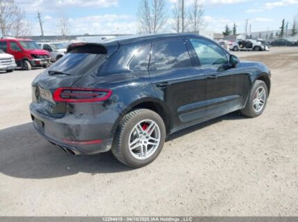 WP1AB2A57GLB42888 2016 PORSCHE