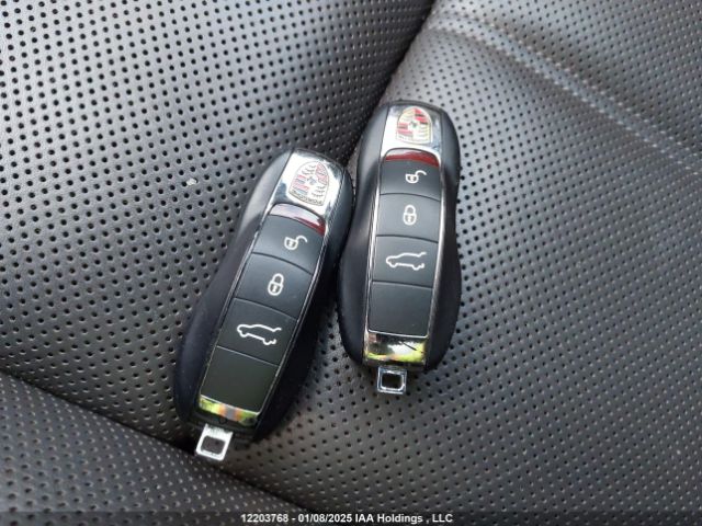WP1AE2A24HLA69591 2017 PORSCHE