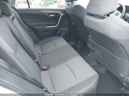 2T3RWRFV3RW233778 2024 TOYOTA