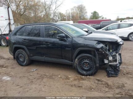 2T3RWRFV8NW140698 2022 TOYOTA