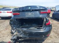 3MW5R7J0XM8C21651 2021 BMW
