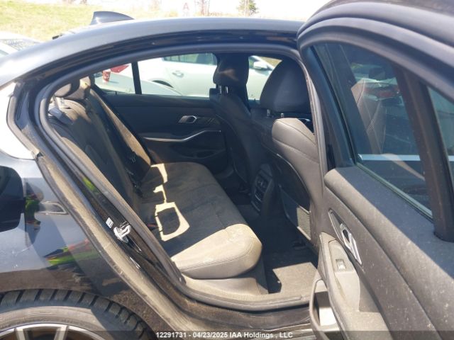 3MW5R7J0XM8C21651 2021 BMW