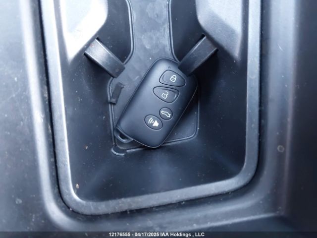 5TDADAB52RS004763 2024 TOYOTA