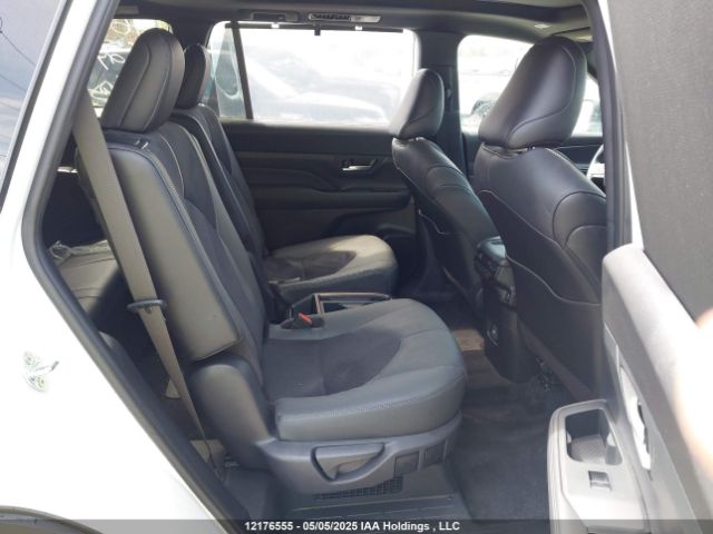5TDADAB52RS004763 2024 TOYOTA