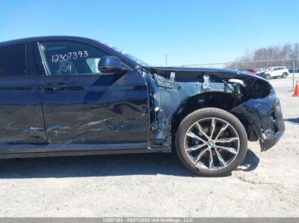 5UX33DT01R9W43908 2024 BMW