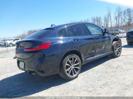 5UX33DT01R9W43908 2024 BMW