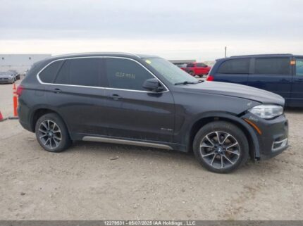5UXKR0C53J00Y0664 2018 BMW