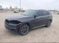 5UXKR0C53J00Y0664 2018 BMW