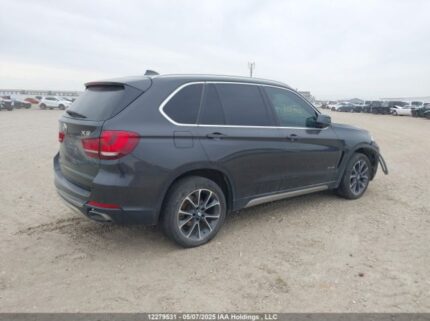 5UXKR0C53J00Y0664 2018 BMW