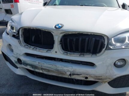 5UXKR0C57J0Y04348 2018 BMW