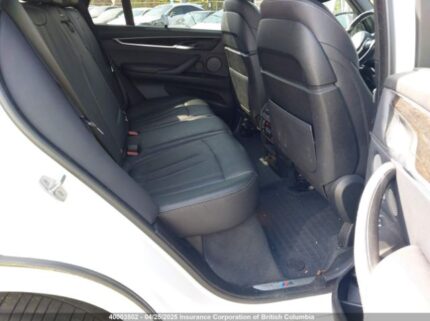 5UXKR0C57J0Y04348 2018 BMW