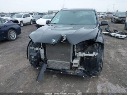 5UXKS4C3XH0U06023 2017 BMW